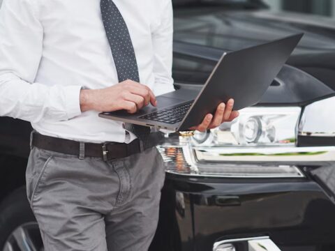 The Ultimate Guide to Buying a Luxury Car in 2025