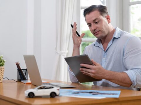 How to Qualify for an EV Loan with Bad Credit