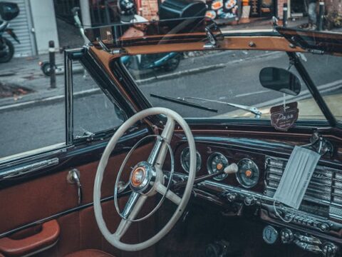 discover the top car marketplaces for trade-ins and private sales