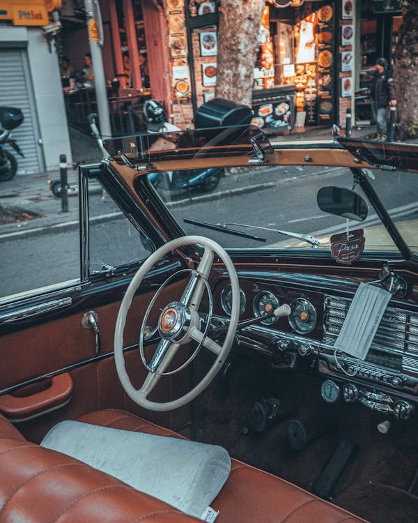discover the top car marketplaces for trade-ins and private sales