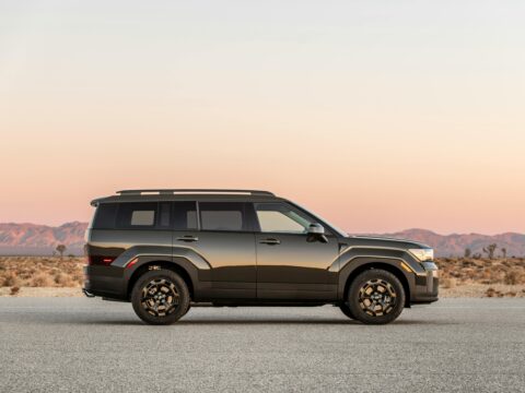 Luxury travel with next-gen auto-driver vehicles