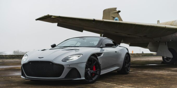 how to stay safe in an autonomous luxury car